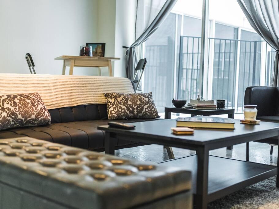 Newly Renovated 1Bdrm Loft Dtla And Rooftop Pool لوس أنجلوس المظهر الخارجي الصورة